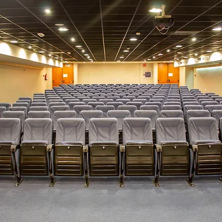 Plaza מלון