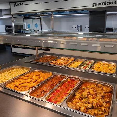 本尼斯科拉广场套房酒店 4* Peñíscola