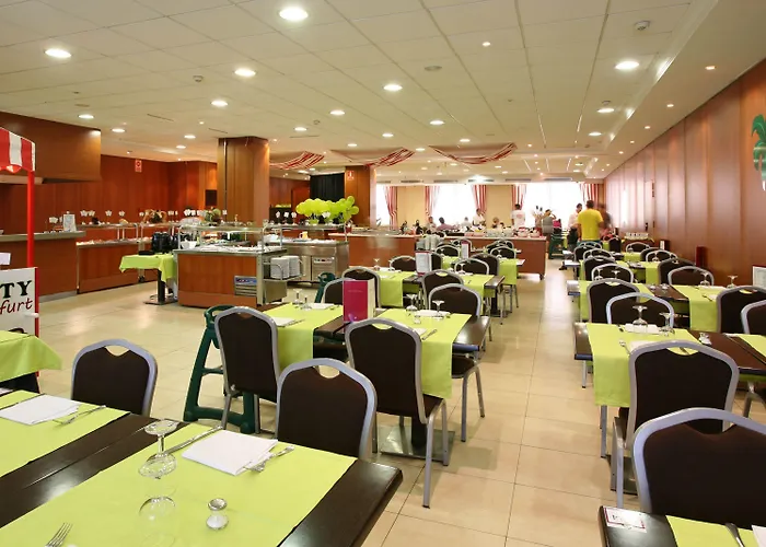 Ξενοδοχείο Plaza 4*